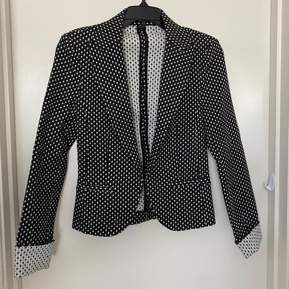 Amanda & Chelsea Blazer Black and White Diamond Patterned